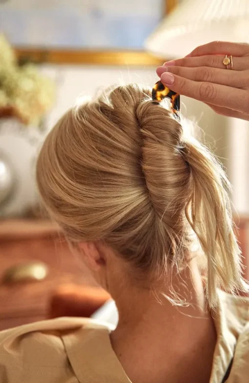 Long Tooth Chignon Pin - Classic
